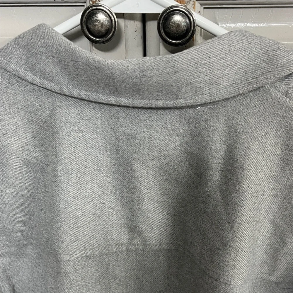 H&M Gray Button-Up Shacket - Picture 6 of 11